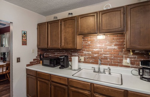 Ruidoso Cabin | Fawntastic Views - 2 bedroom cabin w/hot tub