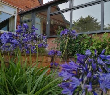 Acresford House | Featherbed Cottage