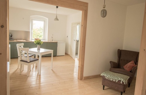 Ostrau Apartment | Feel good in the Schwalbennest vacation apartment