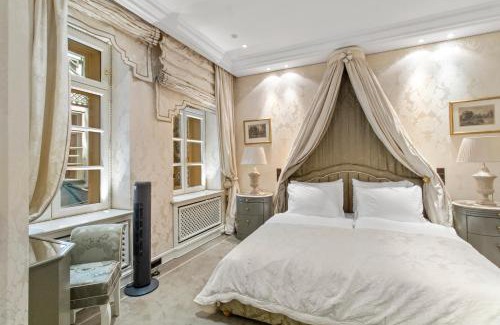 Innere Stadt Apartment | Feel History & Enjoy Luxury