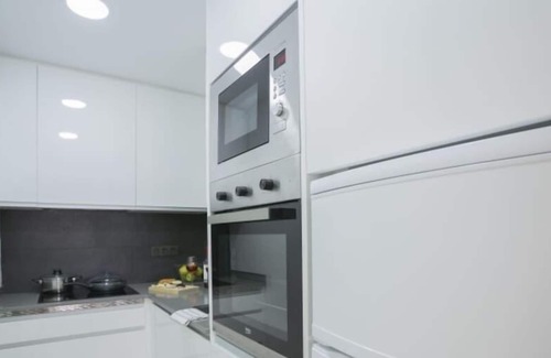 Cornella de Llobregat Apartment | Feel Welcome Barcelona #12