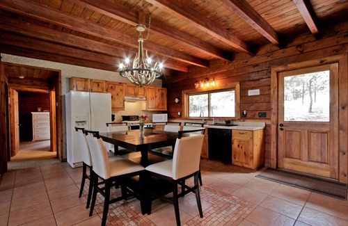 Florissant Cabin | Feels Like Home Cozy Cabin On 40 Acres