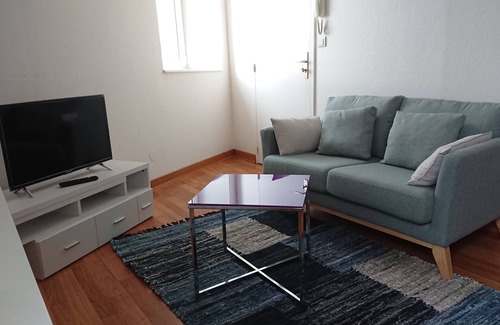Loctudy Apartment | Feet in the water