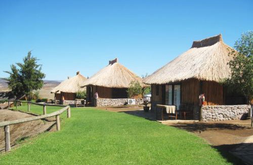 Karas Cabin | Felix Unite Provenance Camp