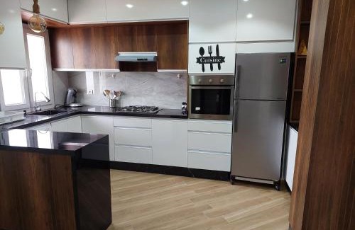 Marina Apartment | Fenêtre sur le paradis