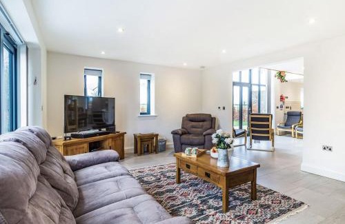 Ely House | Fenside Way