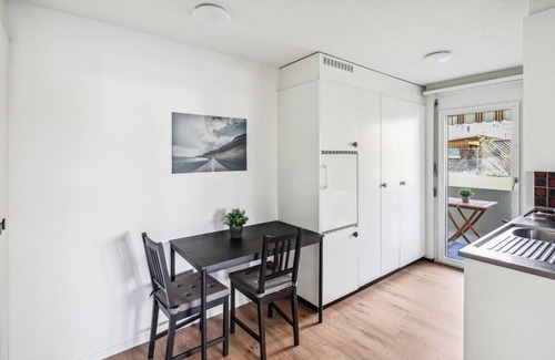 Haag Apartment | FENUS two bedrooms | Parking | Kitchen SGT03