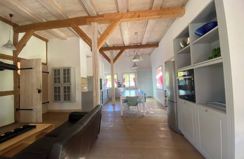 Roggenstorf House | Ferienhaus mit 5 SZ und 2 Bädern auf Insgesamt 220 qm Wohnfläche