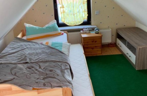 Ottersleben House | Ferien/Monteurzimmer mit gemeinsam Wozi, Kü, Bad, WLAN