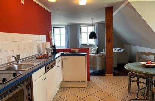 Krakow am See Apartment | Feriendomizil am Wasserhundgartenbalkon - Alt Sammit
