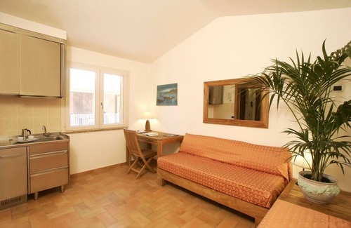 Talamone House | Feriendorf Talamone Leonardo für 5 Personen
