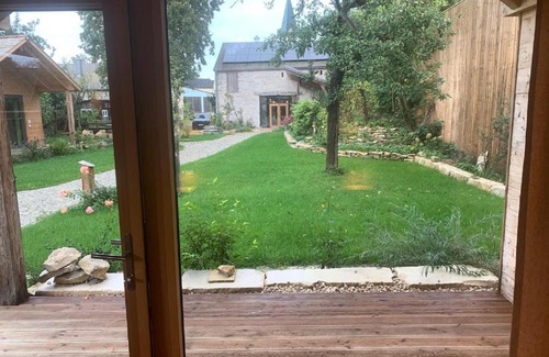 Burgsalach Hotel | Feriengarten mit Schlafhäusern