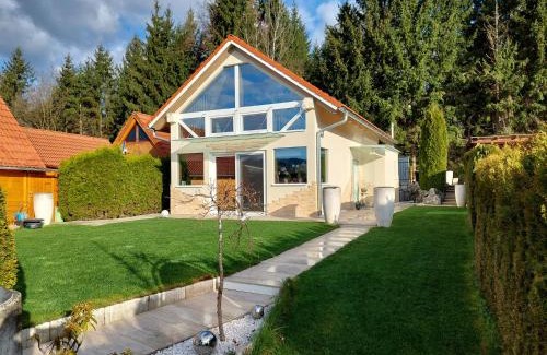 Spielberg House | FERIENHAUS A&C DELUXE AM SEE