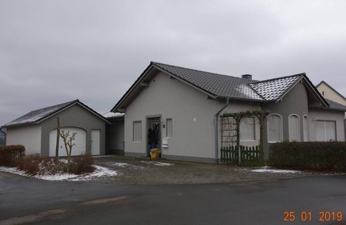 Uxheim House | Ferienhaus Ahbachtal - 6-bed holiday home Ahbachtal