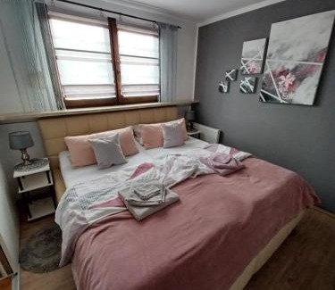 Weismark House | Ferienhaus am Mattheiser Wald