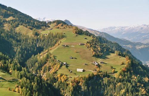 Praz House | Ferienhaus Brün