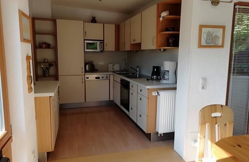 Bad Muenstereifel Apartment | Ferienhaus Burgblick - 4-bed vacation home, shower/WC, 2 bedrooms