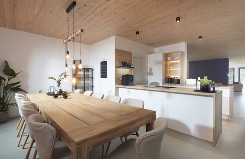 Mayen House | Ferienhaus für 1-12 Personen, mit 4 Schlafzimmern
