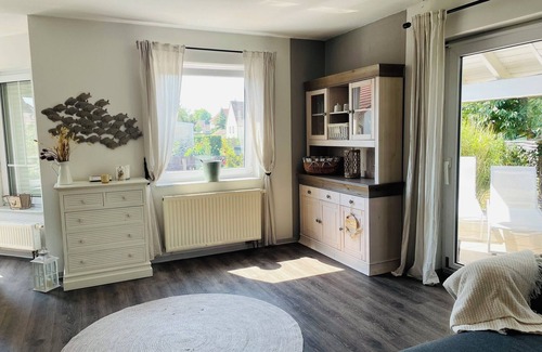 Großzossen Apartment | Ferienhaus Seenah. 5 Min zum Hainer See - Eigene Fewo - Ideal für 4 Personen -