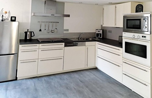 Kirn House | Ferienhaus Zum Alten Winkel - Ferienhaus, Dusche, WC, 4 Oder Mehr Schlafräume
