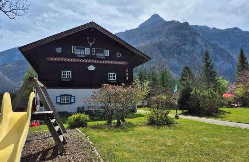 Golling an der Salzach Apartment | Ferienlounge Bluntausee