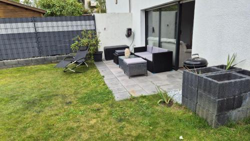 Hagen-Hohenlimburg Apartment | Ferienoase mit Garten - Ihr Tor zum Sauerland