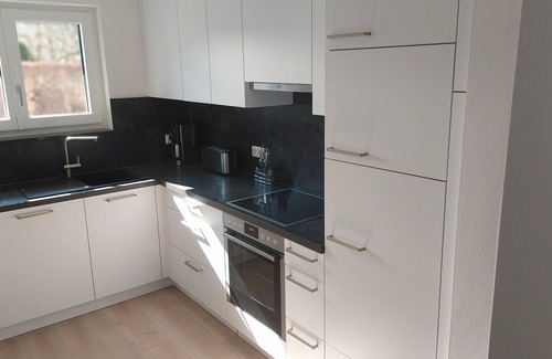 Nussdorf am Attersee Apartment | Ferienwohnung mit Terrasse am Attersee - Badeplatz "zeller Aufsatz" 5 Minuten