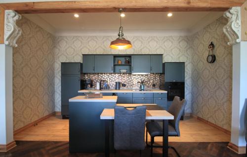 Prenzlau Apartment | Ferienwohnung 2 im Gutshaus Mühlhof