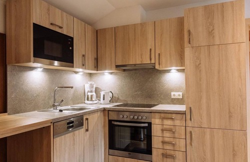 Wenns Cottage | Ferienwohnung 5 Pers. Balkon - Landhaus Gasser
