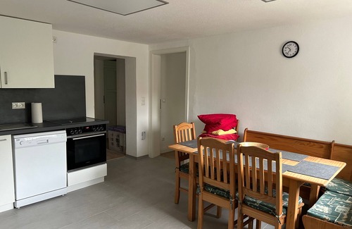 Kraiburg Apartment | Ferienwohnung/App. für 4 Gäste mit 75m² in Kraiburg am Inn (270524)