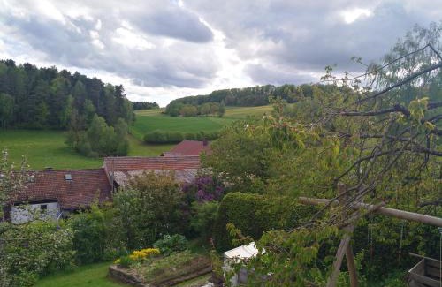Eckersdorf Apartment | Ferienwohnung Adelhardt