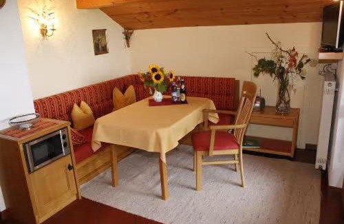 Waging am See Apartment | Ferienwohnung Alpenblick