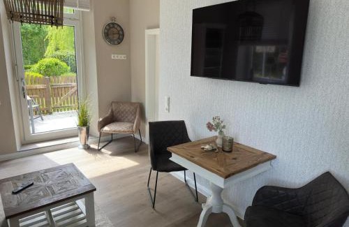 Vitzdorf Apartment | Ferienwohnung Alte Schule Vitzdorf im Hamptons-Stil mit großer Terrasse!