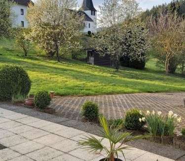 Udersdorf Apartment | Ferienwohnung am Eifelsteig Vulkaneifel-Auszeit