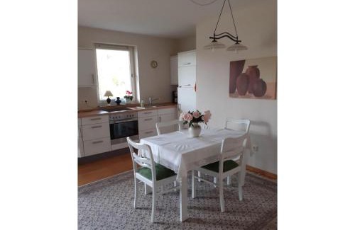 Marsberg Apartment | Ferienwohnung am Schmenkenberg