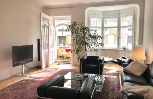 Insel Apartment | Ferienwohnung am Segelhafen - Altstadtperle direkt am Segelhafen