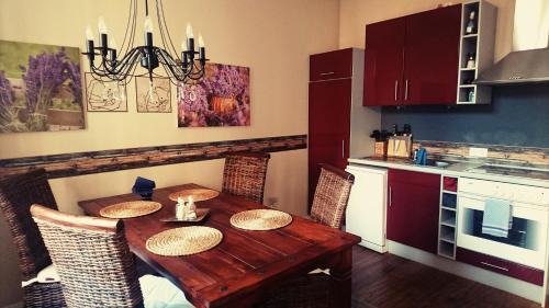 Lueneburg Apartment | Ferienwohnung an der Nicolaikirche