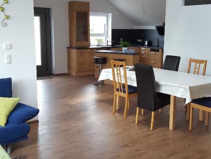 Volkratshofen Apartment | Ferienwohnung Antonia