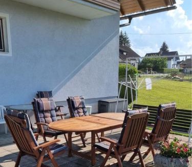 Augsdorf Apartment | Ferienwohnung Ramsbacher
