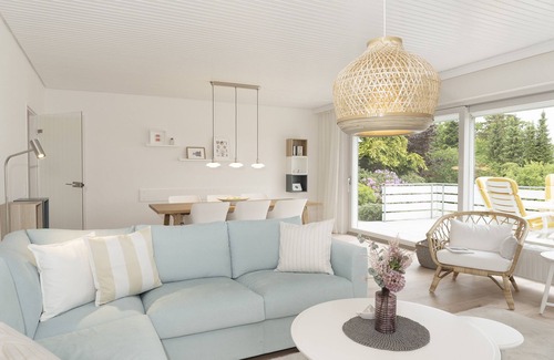 Eutin Apartment | Ferienwohnung Aussichtsreich mit Großer Terrasse in Eutin