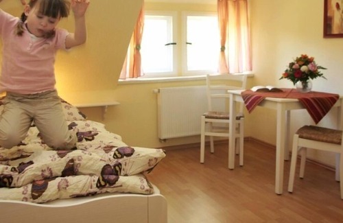 Chorin Apartment | Ferienwohnung Bienenkorb, 104qm, 3 Schlafzimmer für Max. 6 Personen