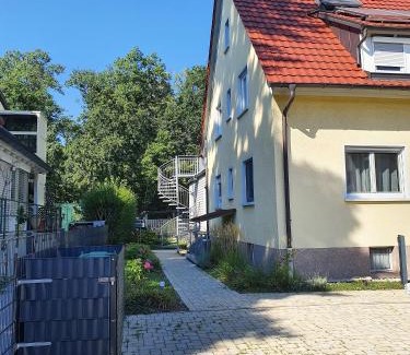 Lehen Apartment | Ferienwohnung Schweier - Außerhalb und doch zentral