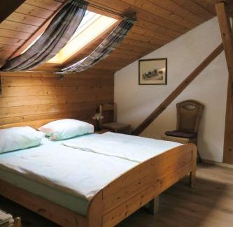 Schoenberg Apartment | Ferienwohnung Degner