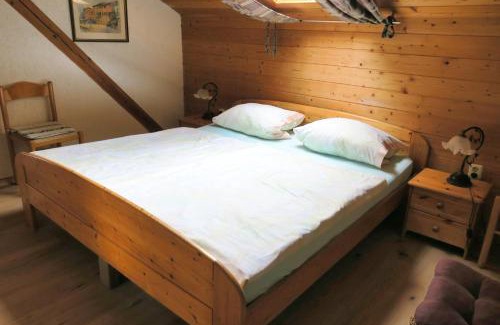 Schoenberg Apartment | Ferienwohnung Degner