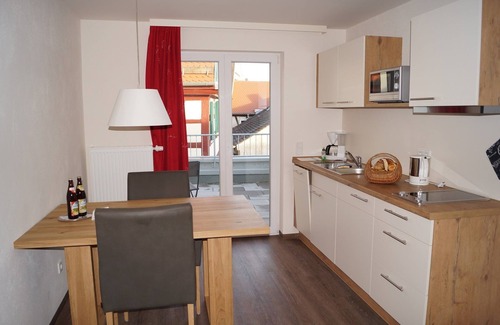 Bad Windsheim Apartment | Ferienwohnung für 2 Personen mit extragroßen Terrasse
