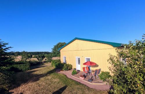 Bad Kleinen Apartment | Ferienwohnung Feldblick auf dem Bauernhof am Schweriner See