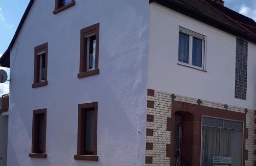 Merzalben Apartment | Ferienwohnung Frank