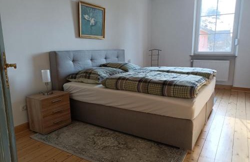 Naunheim Apartment | Ferienwohnung Gasthof Port 70