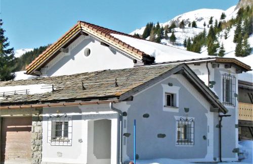 Bivio Apartment | Ferienwohnung Grischuna