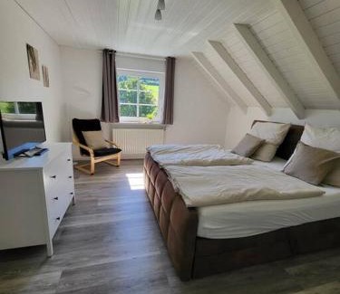 Hilchenbach House | Ferienwohnung im Ferndorftal